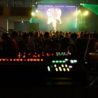 halbezeit_2016-03-12_03h19min17s.lacki.web.jpg